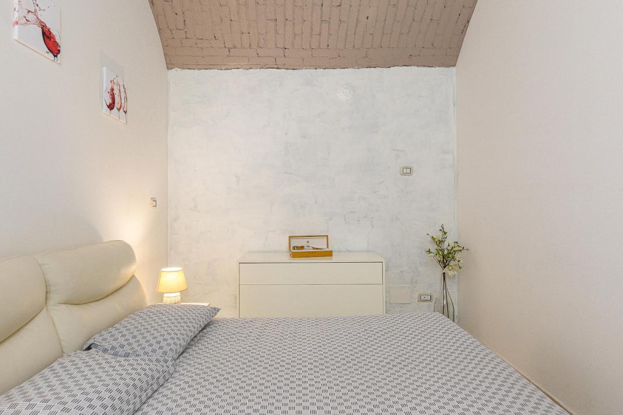 La Cantinetta Di Milano - The Wine Cave In Milan, Huge 110Sqm Apartment Next To Central Station Extérieur photo