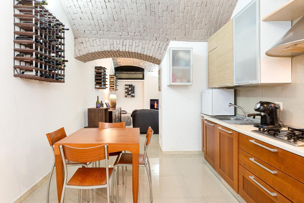 La Cantinetta Di Milano - The Wine Cave In Milan, Huge 110Sqm Apartment Next To Central Station Extérieur photo